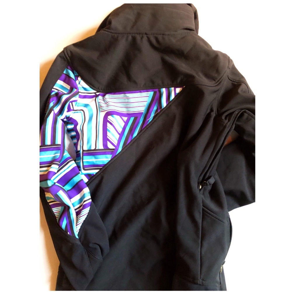 Snowboarding Jacket - Picture 3 of 5